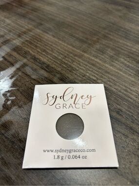 Sydney Grace Single Eyeshadow Pan — Color “Royal Fern” nwt $4